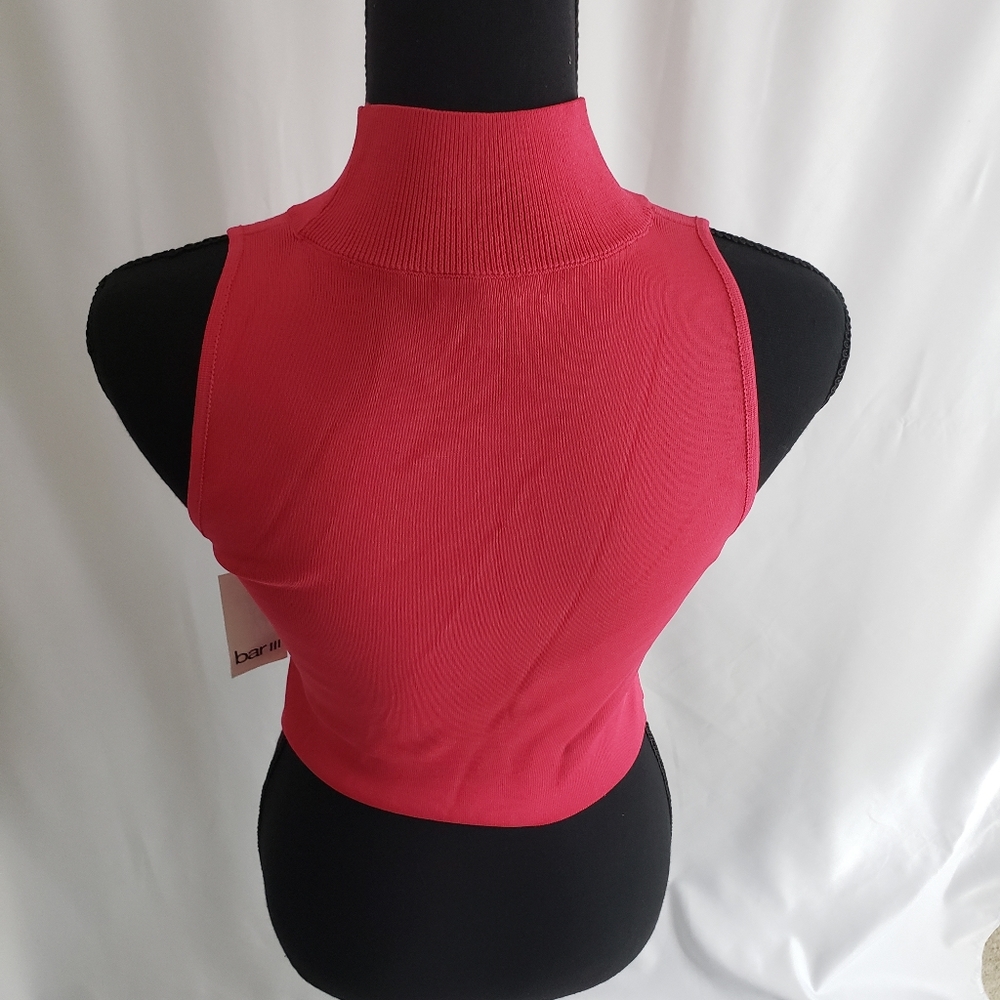 Bar III Crop Top - Picture 3 of 4
